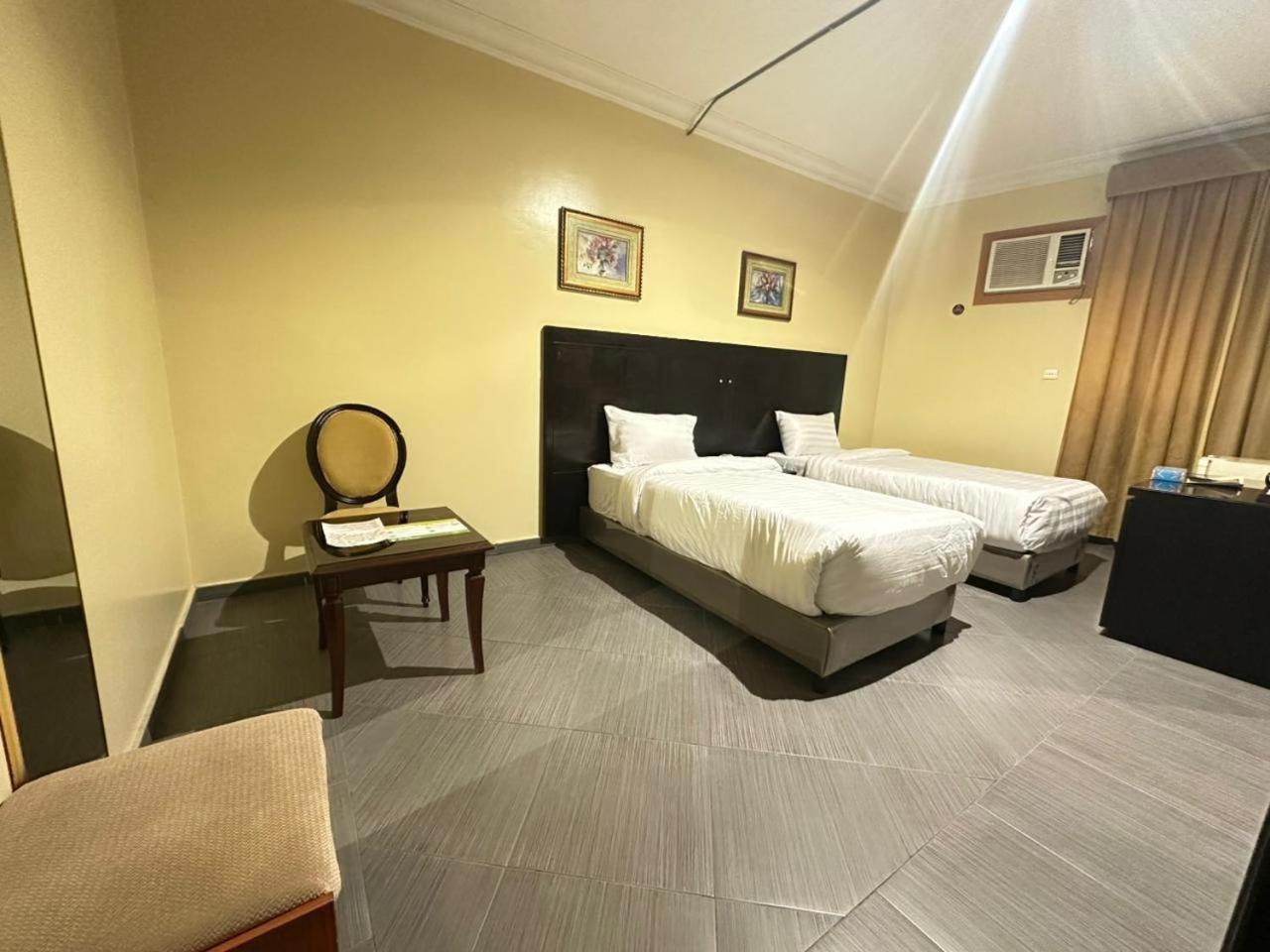 قصر الحمراء للأجنحة الفندقية Riyadh Exterior photo